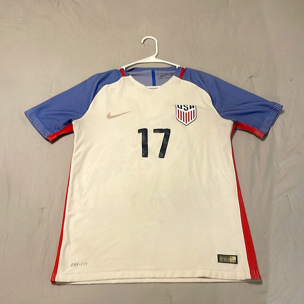 2016 Nike USA Soccer Jersey Christian Pulisic USMNT Rookie Mens Medium